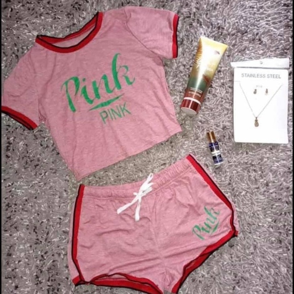 Nike , adiddas  and Tommy Hilfiger clothes - Picture 5 of 6